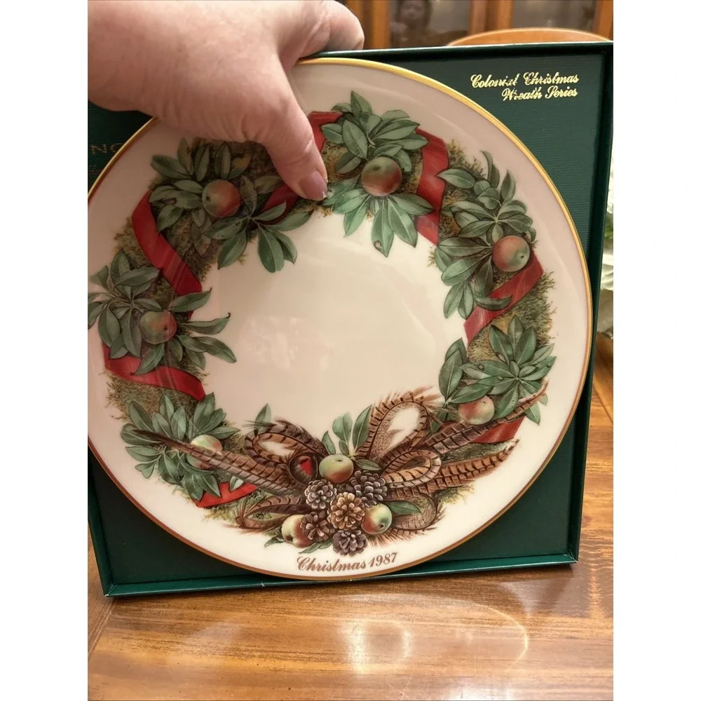 Lenox  colonial christmas wreath plate Pennsylvania Seventh Colony‎ 1987